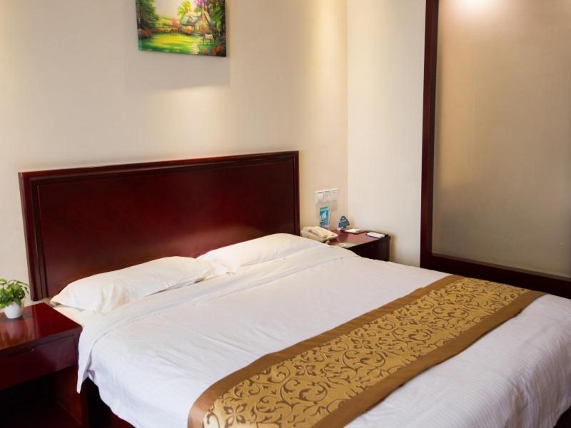 Greentree Inn Anhui Guangde Zhongyang Lecheng Business Hotel Extérieur photo